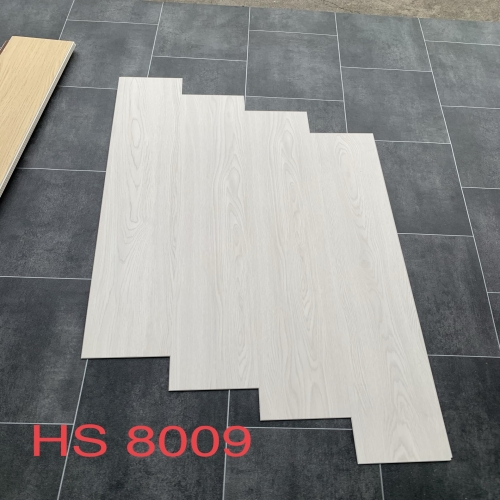 Sàn Nhựa Hèm Khóa UNIVERSE CLICK 4mm- HS 8009
